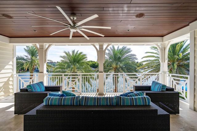 2798 NE 24th Street, Lighthouse Point, FL 33064