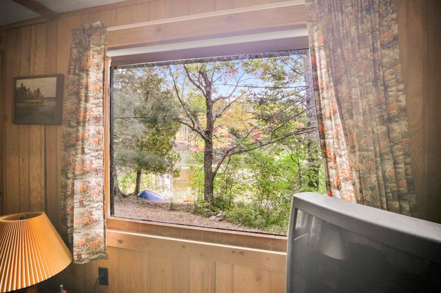 18750 W Knapp Road, Lincoln Twp, MI 49677