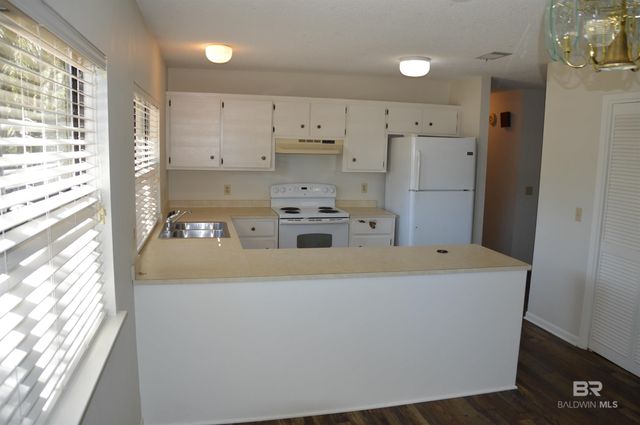 7768 Simmons Drive, Foley, AL 36535