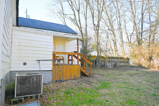 319 Lilleston Avenue, Paris, KY 40361