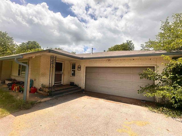 13453 NE Kleeman Rd, Elgin, OK 73538