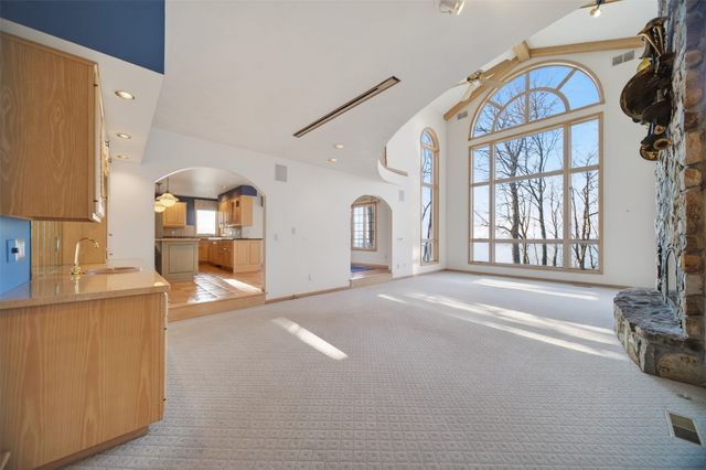 115 FOX HOLLOW Lane, Erie, PA 16511