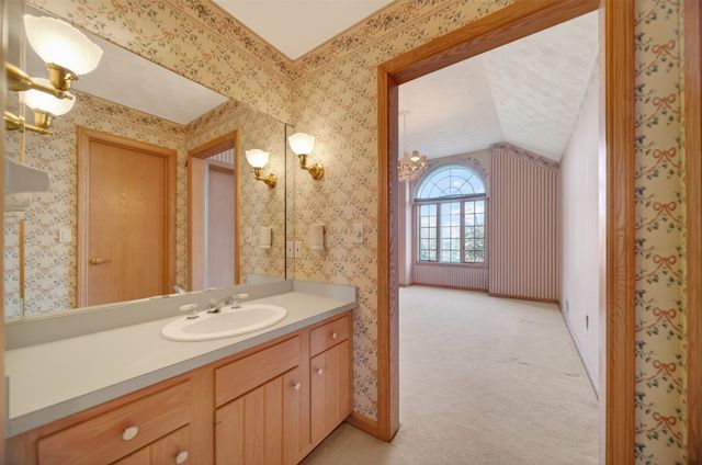 115 FOX HOLLOW Lane, Erie, PA 16511