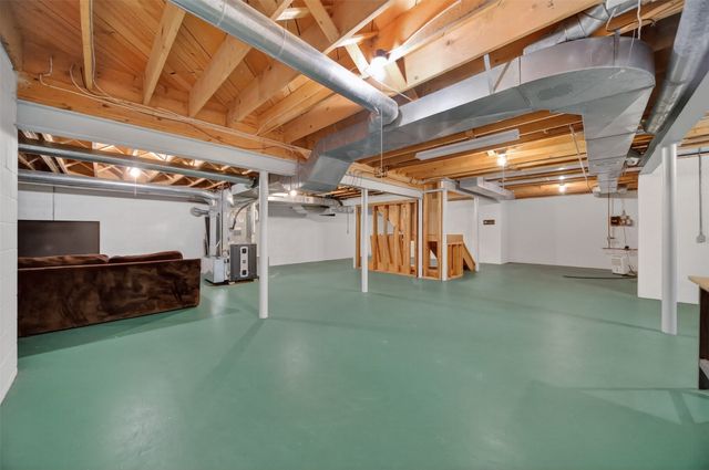 115 FOX HOLLOW Lane, Erie, PA 16511