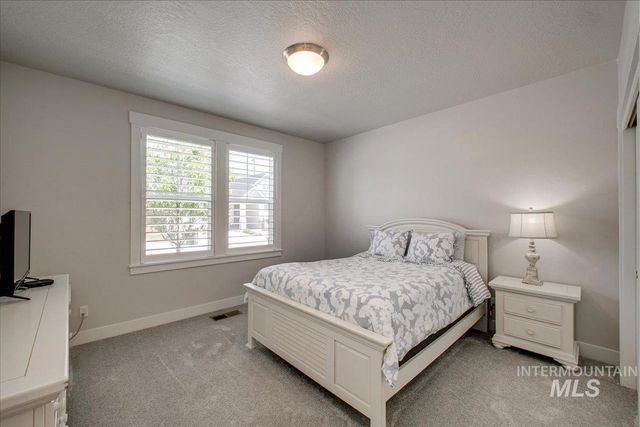 2565 E Ringneck St, Meridian, ID 83646