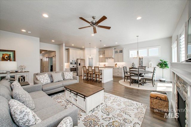 2565 E Ringneck St, Meridian, ID 83646