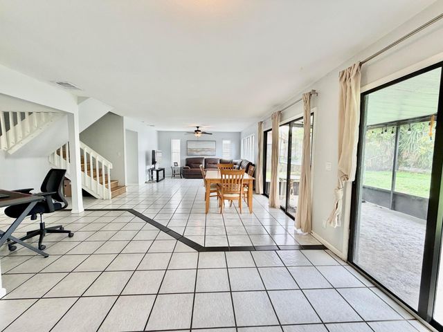 6048 Garrett Street, Jupiter, FL 33458