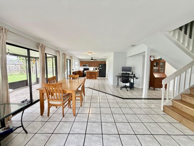 6048 Garrett Street, Jupiter, FL 33458