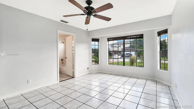 6048 Garrett Street, Jupiter, FL 33458