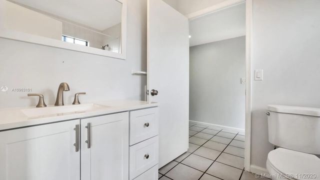 6048 Garrett Street, Jupiter, FL 33458