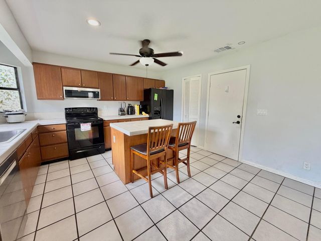 6048 Garrett Street, Jupiter, FL 33458