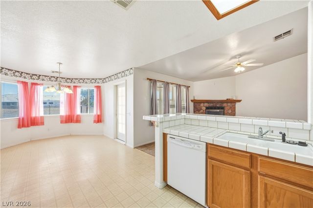 401 Arapahoe Street, Pahrump, NV 89048