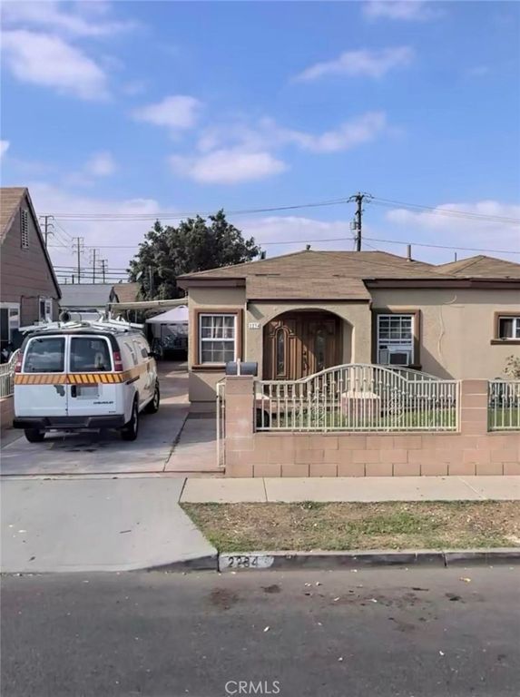 2234 Cypress, Santa Ana, CA 92707