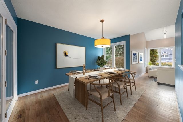 5 Lanes End, Natick, MA 01760