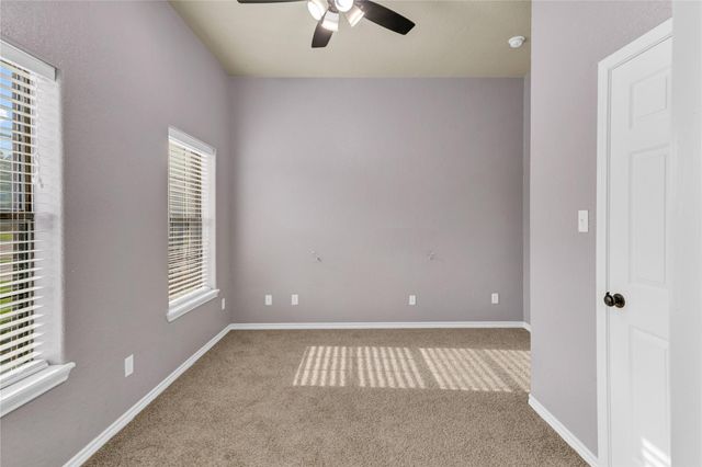 420 Forest Oaks Lane, Lake Jackson, TX 77566