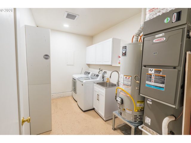 7025 Sw 103RD Ave, Beaverton, OR 97008