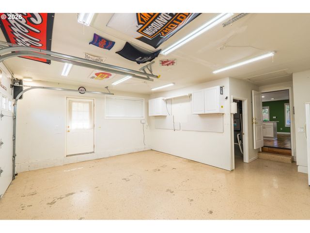 7025 Sw 103RD Ave, Beaverton, OR 97008