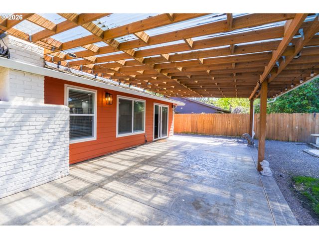 7025 Sw 103RD Ave, Beaverton, OR 97008