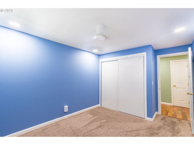 7025 Sw 103RD Ave, Beaverton, OR 97008