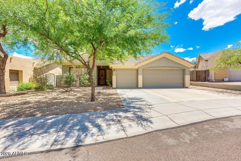 11477 S COOLWATER Drive, Goodyear, AZ 85338 — photo 5