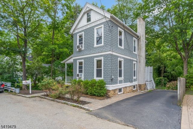 10 Thompson St, Bernardsville Boro, NJ 07924
