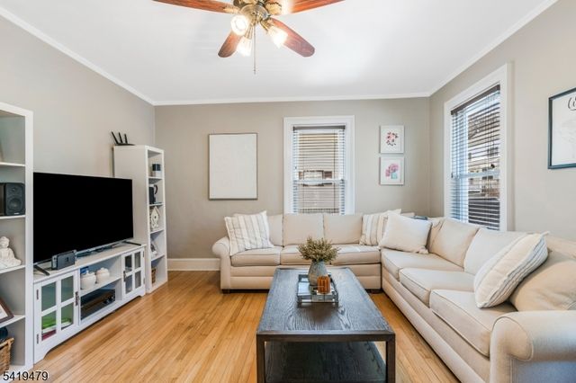 10 Thompson St, Bernardsville Boro, NJ 07924