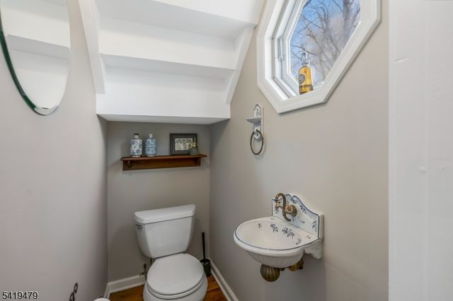 10 Thompson St, Bernardsville Boro, NJ 07924
