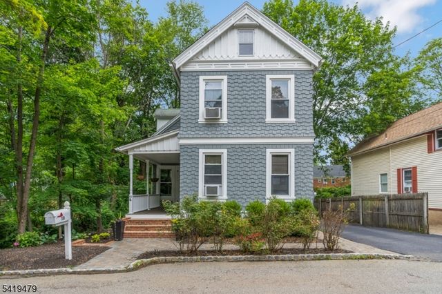 10 Thompson St, Bernardsville Boro, NJ 07924