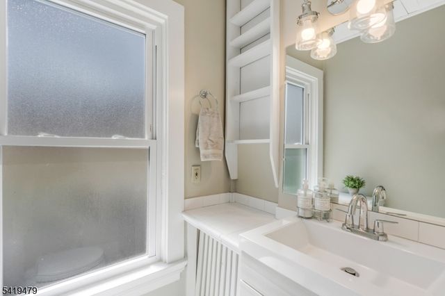 10 Thompson St, Bernardsville Boro, NJ 07924