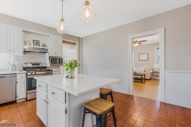 10 Thompson St, Bernardsville Boro, NJ 07924