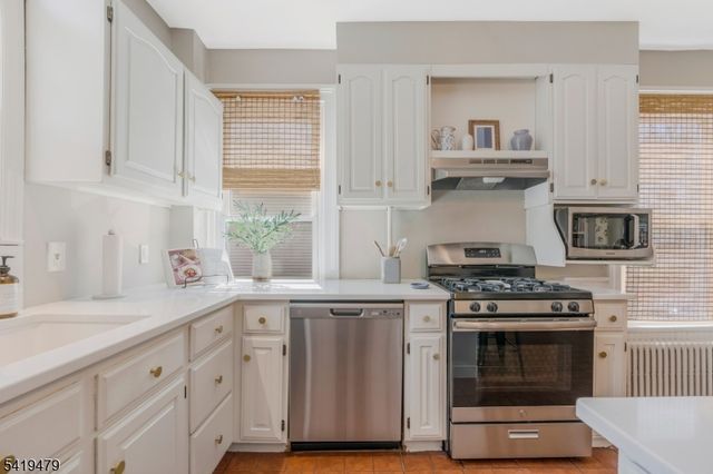 10 Thompson St, Bernardsville Boro, NJ 07924