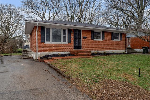 1911 Kingtree Court, Lexington, KY 40505