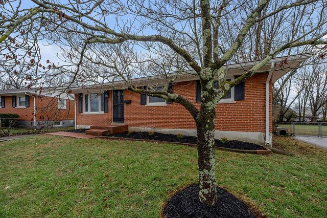 1911 Kingtree Court, Lexington, KY 40505