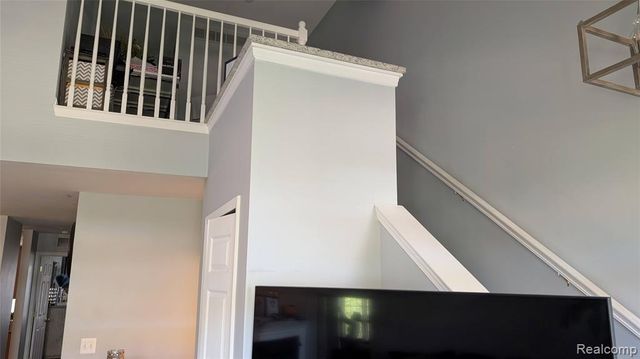 413 Village Drive, Walled Lake, MI 48390