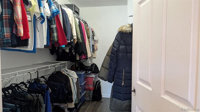 413 Village Drive, Walled Lake, MI 48390