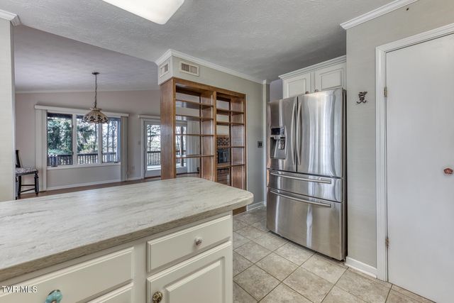 431 Brentwood Pvt Drive, Bristol, TN 37620