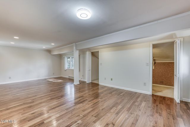 431 Brentwood Pvt Drive, Bristol, TN 37620