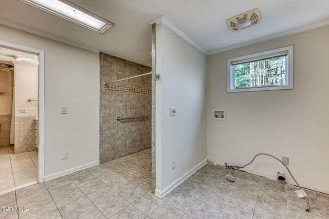 431 Brentwood Pvt Drive, Bristol, TN 37620