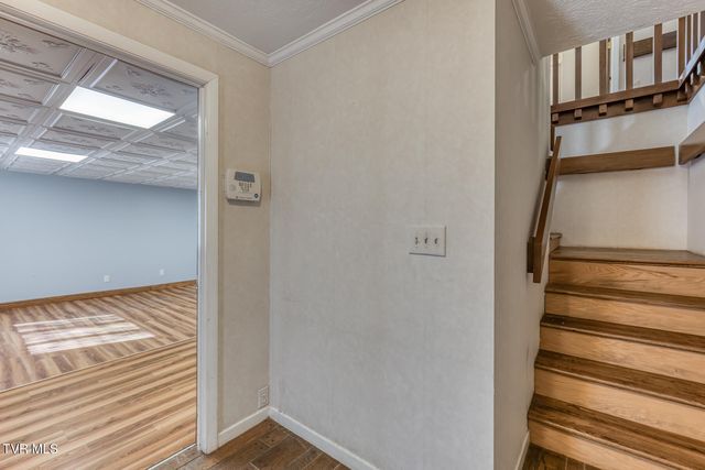 431 Brentwood Pvt Drive, Bristol, TN 37620