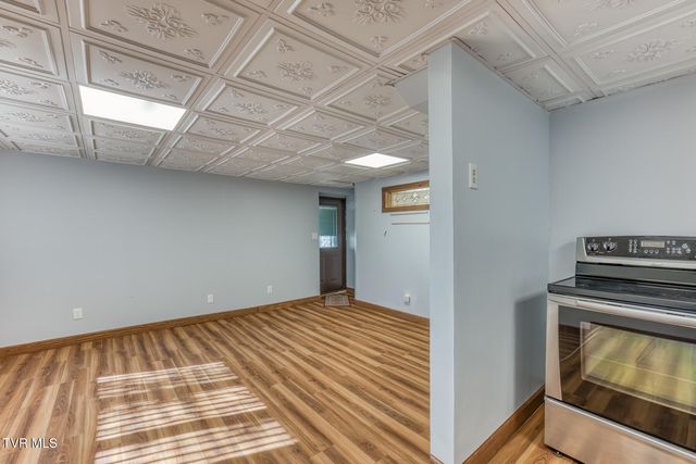 431 Brentwood Pvt Drive, Bristol, TN 37620