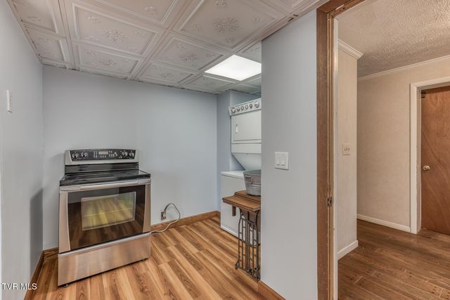 431 Brentwood Pvt Drive, Bristol, TN 37620