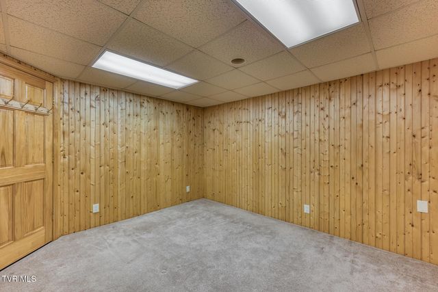 431 Brentwood Pvt Drive, Bristol, TN 37620