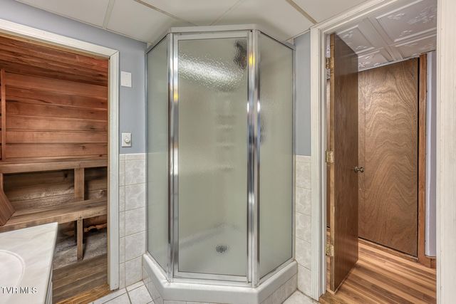 431 Brentwood Pvt Drive, Bristol, TN 37620