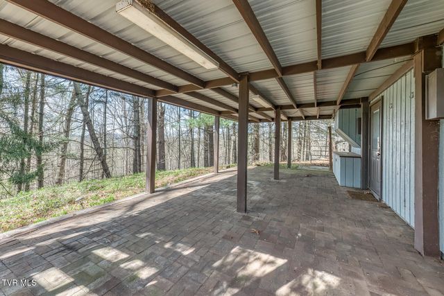 431 Brentwood Pvt Drive, Bristol, TN 37620