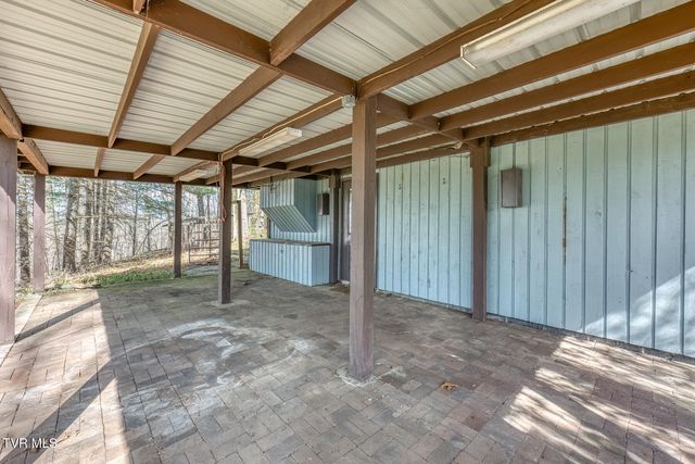 431 Brentwood Pvt Drive, Bristol, TN 37620