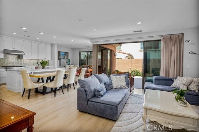 107 Tritone, Irvine, CA 92602