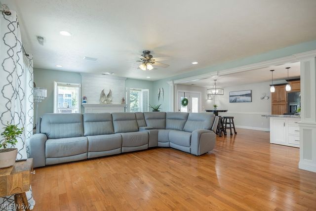 31 Anns Drive, Vienna, WV 26105