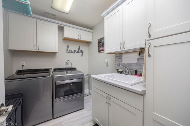 31 Anns Drive, Vienna, WV 26105