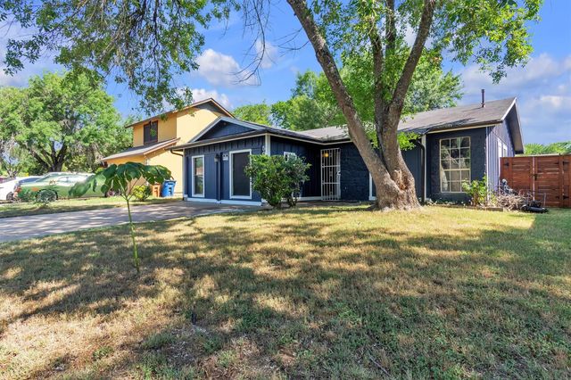 5000 Fontenay DR, Austin, TX 78744