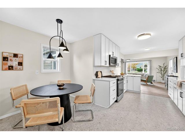 2877 Moorhead Ave, Boulder, CO 80305